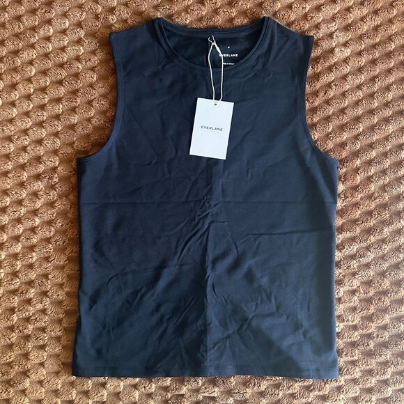 Everlane - The Form Tank in Black (Medium) - Picture 4 of 8